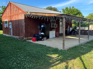 650 S 7th St, Mammoth Spring, AR 72554