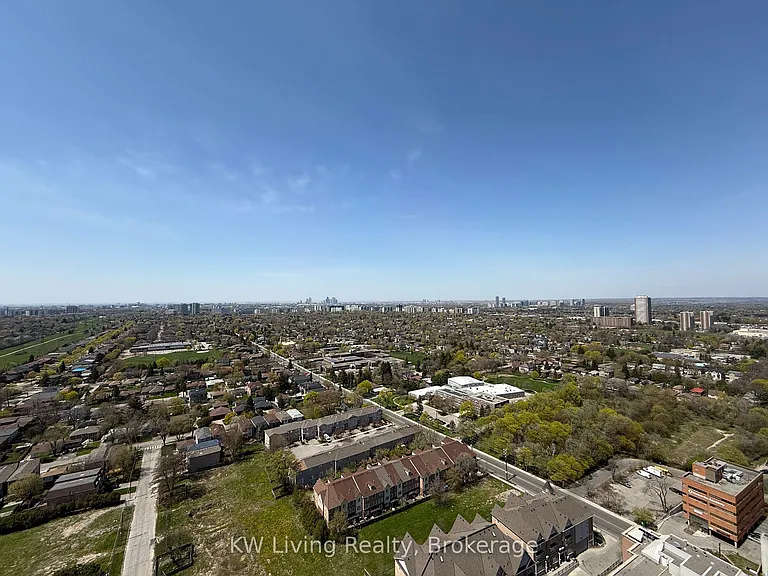 5858 Yonge St #2902 — Photo 16