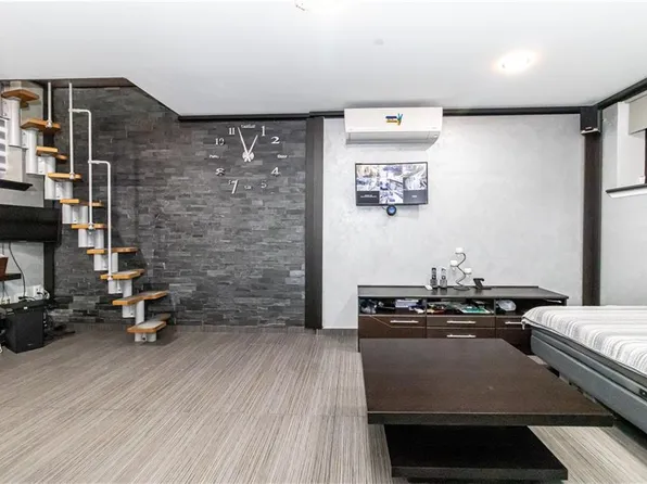 2601 East 26th Street image 12 of 26