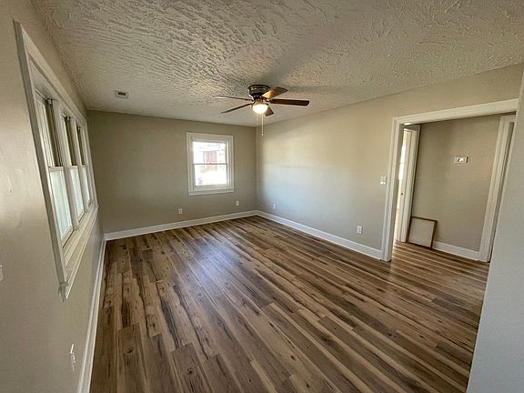 5th image of 108 N Saratoga St