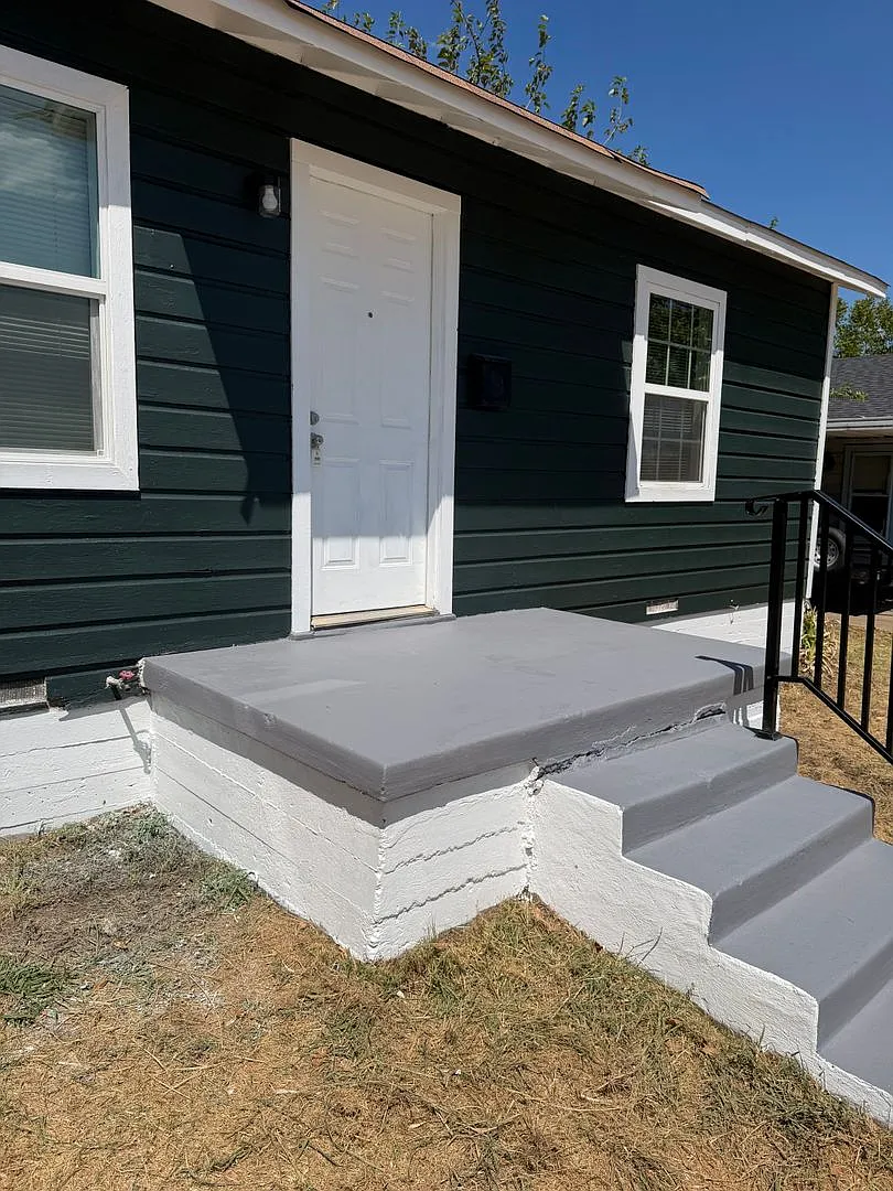Freshly Renovated 2-Bedroom Home with New HVAC! — Photo 1