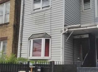 4530 National St, Corona, NY 11368