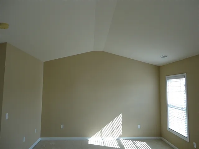 10 Canso St — Photo 6