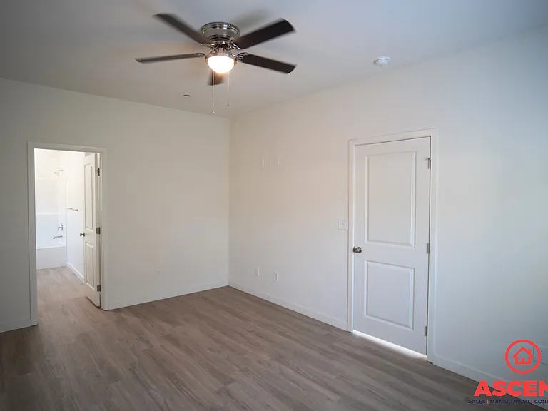 8509 Grandy St — Photo 8