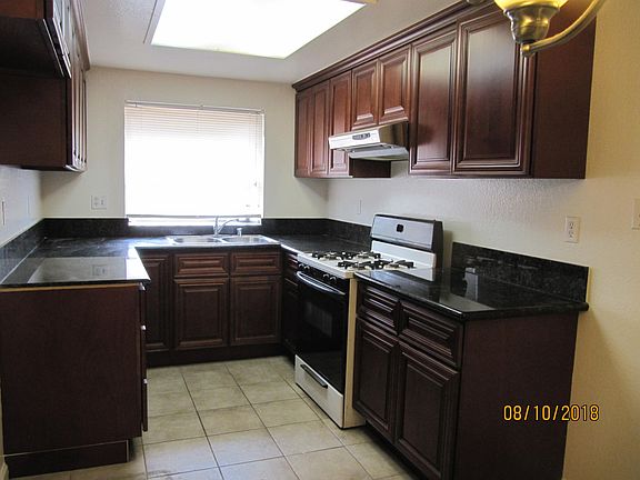 3rd image of 1685 E Kingsley Ave APT D