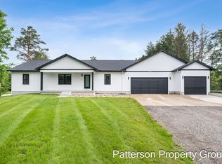 7638 E Sheringer Rd, Ravenna, MI 49451