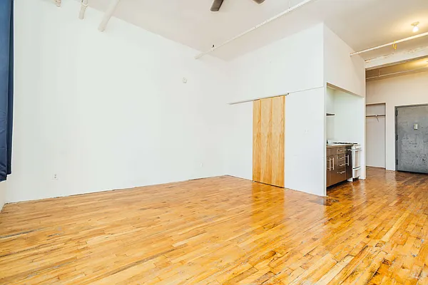 Rented by Nooklyn NYC LLC | media 5
