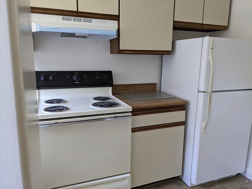 2nd image of 40 W 4th Ave #108