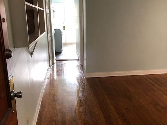 5th image of 5112 S Woodlawn Ave APT 2K