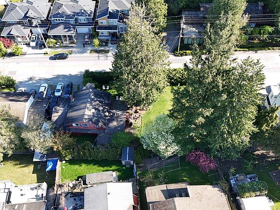 4th image of 11562 Millar Rd