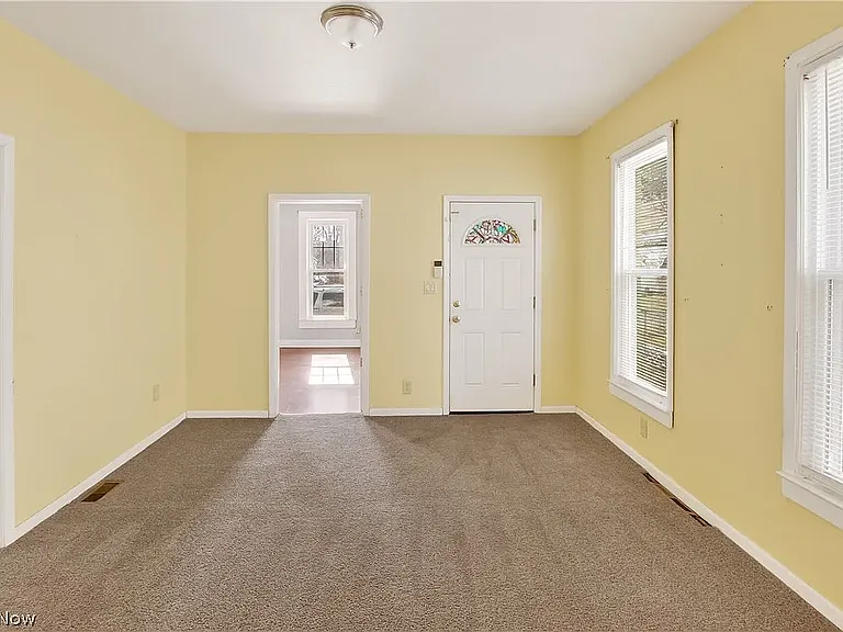 2010 Forestdale Ave #1 — Photo 3