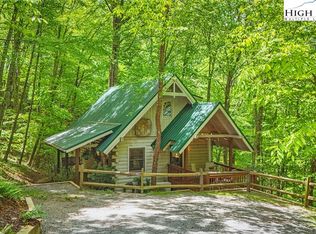 192 Dewitt Barnett Rd, Vilas, NC 28692