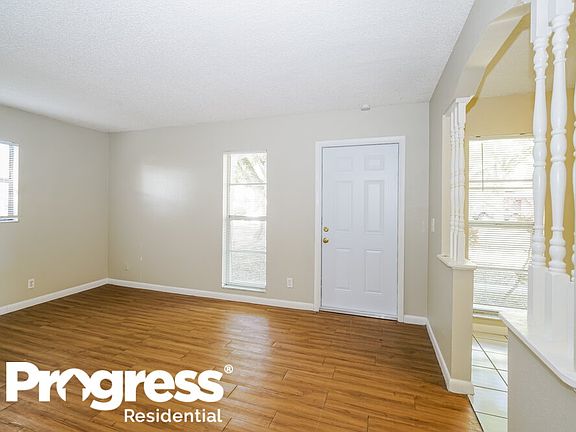 3rd image of 3210 Pinellas Pl