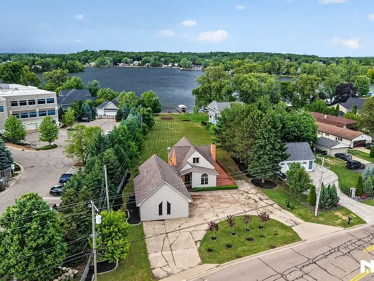 8315 Hilton Rd — Photo 11