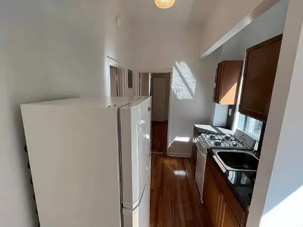 200 West 113th Street image 1 of 6