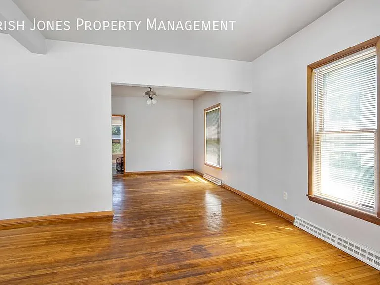 172 Main St — Photo 11