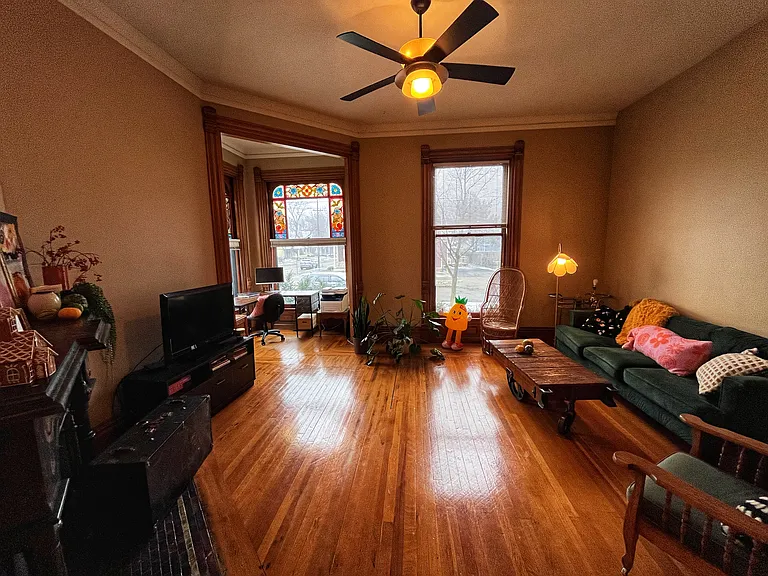 600 Fountain St NE #1 — Photo 7