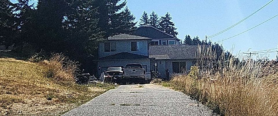 1st image of 13407 12th Ave E