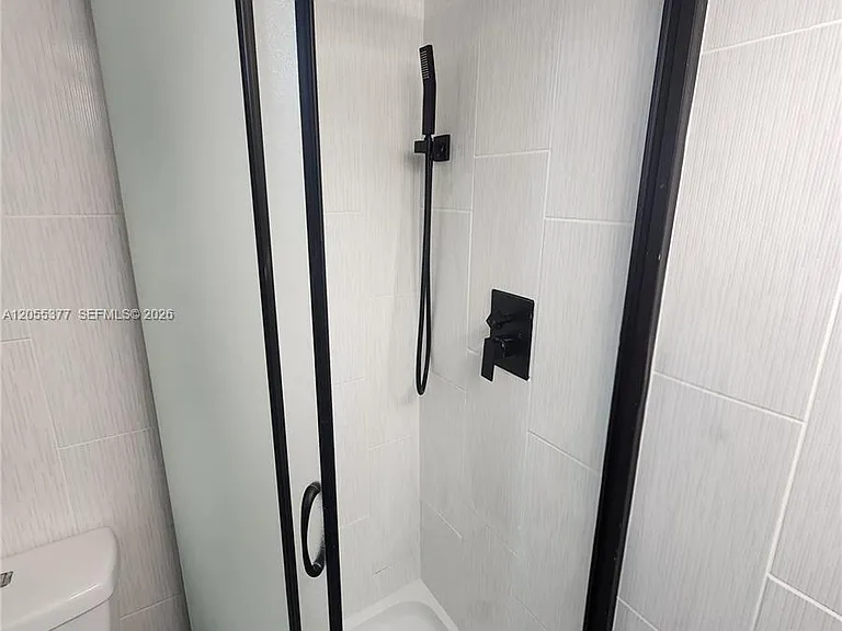 2801 NE 183rd St #310W — Photo 9