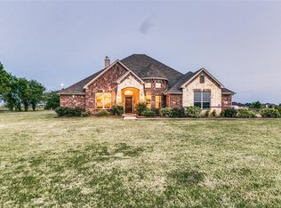 2011 Riverside Dr, Kaufman, TX 75142
