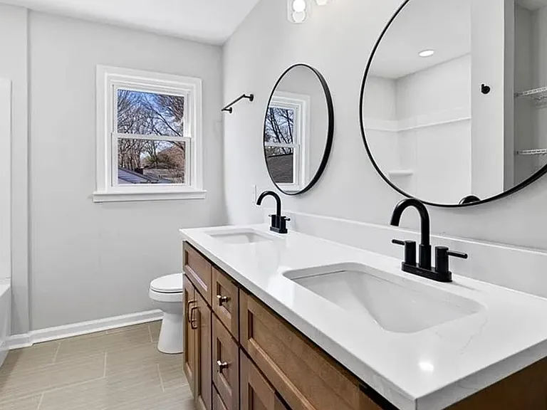 2101 Mimosa Dr — Photo 11