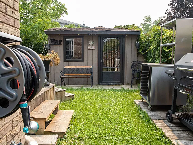 497 Grove St E — Photo 28