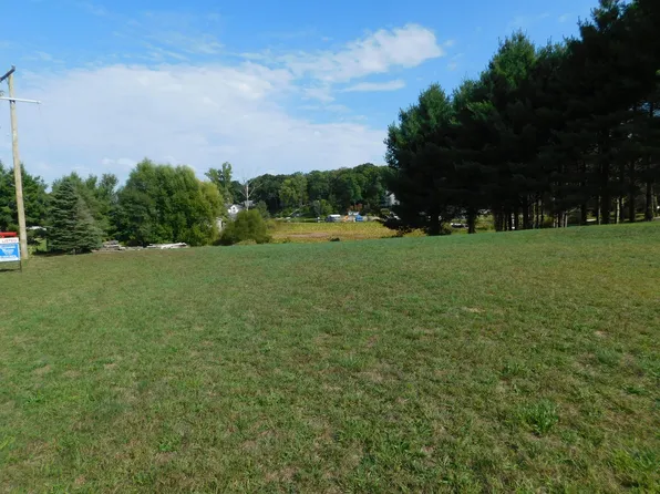 48855 South St, Lawrence, MI 49064