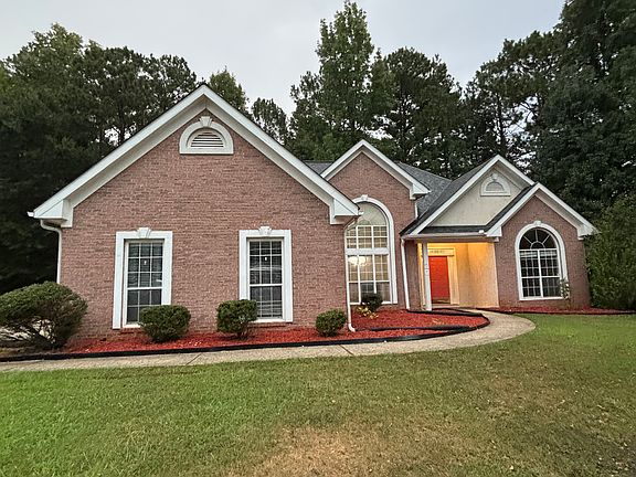 2nd image of 20 Wisteria Cir