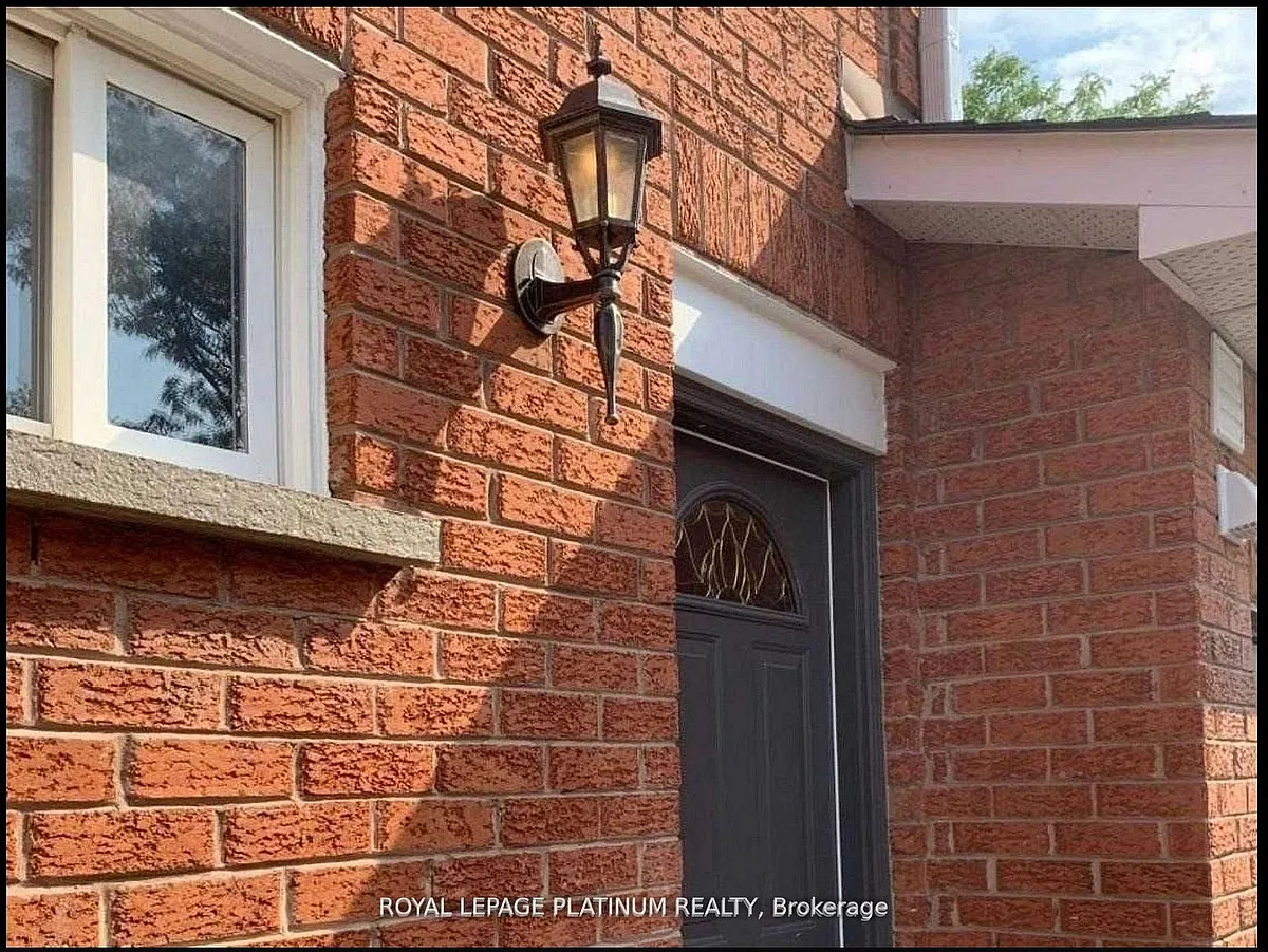 Building Photo - 1540 Manorbrook Ct #3BR LOWER LEVEL