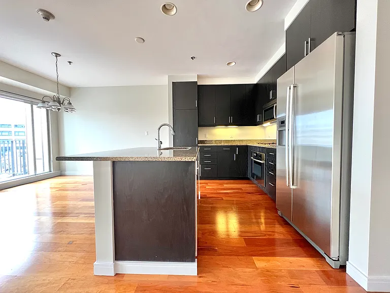 200 Exchange St #415 — Photo 9