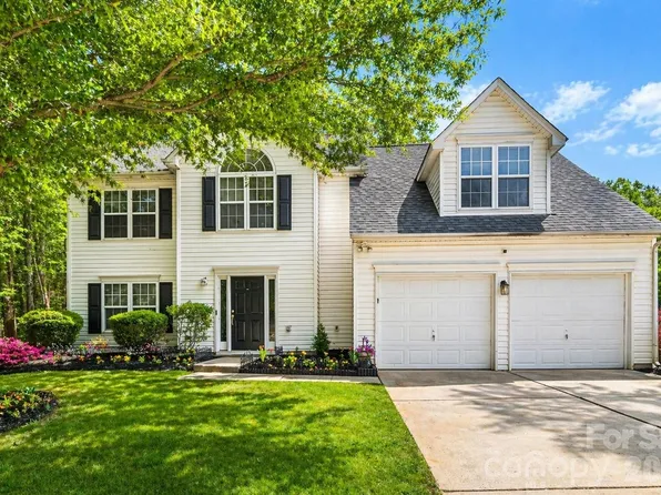 11121 Nolet Ct, Charlotte, NC 28215