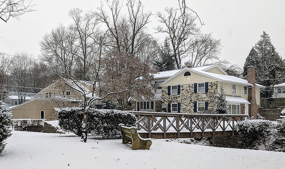 2nd image of 1216 Drayton Ln