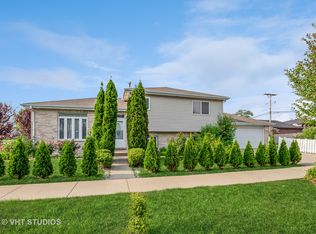 7799 S 78th Ct, Bridgeview, IL 60455