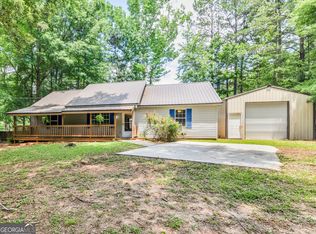 943 Camp Ground Rd, Griffin, GA 30223