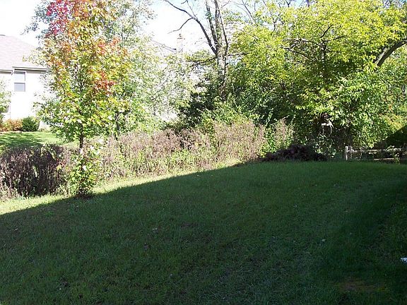 5th image of 242 Steeplechase Ln