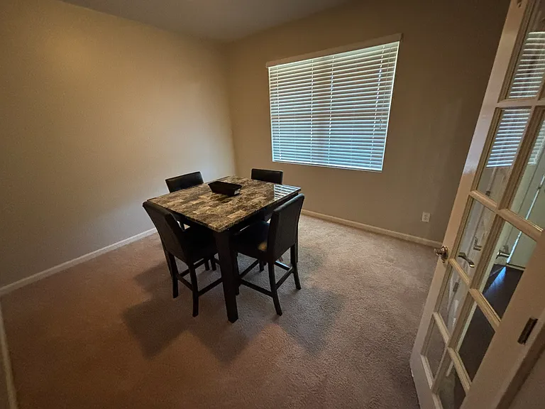116 Oak Terrace Ln — Photo 5