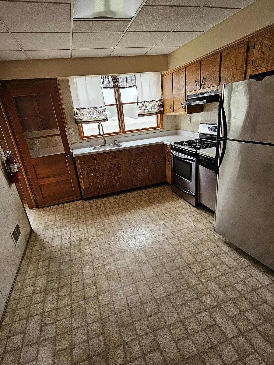 Building Photo - 30 Gladys Ave #1