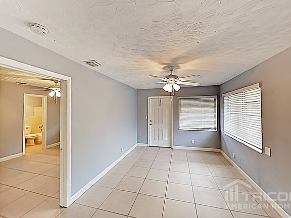3rd image of 1221 NW 5th Ave #2