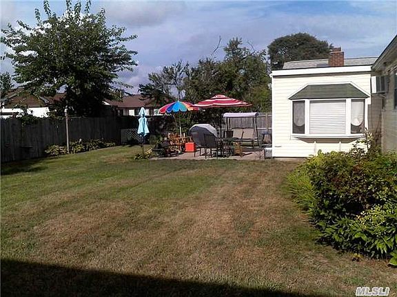 3rd image of 126 E Granada Ave