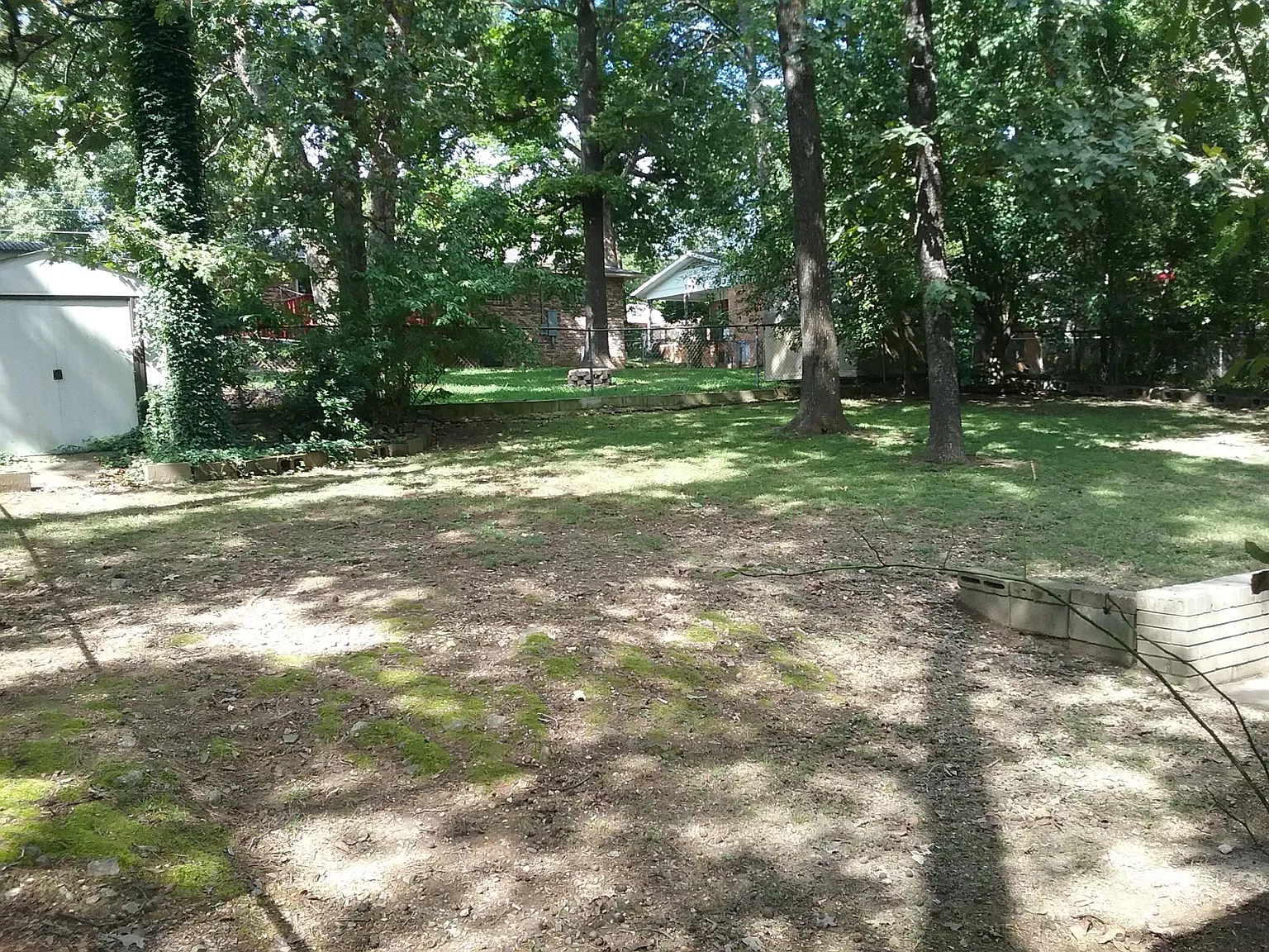 3 bed, 1.5 bath, 1306 sqft, $1,350 — Photo 3