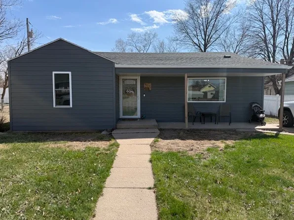 807 E Clay St, Oneill, NE 68763