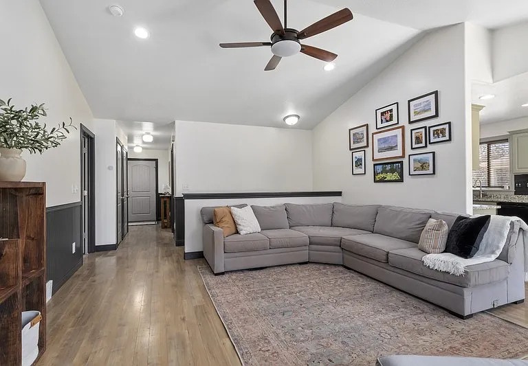 1025 N Apple Seed Ln — Photo 5