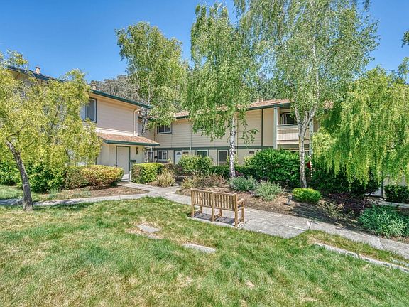2nd image of 1351 Terra Nova Blvd