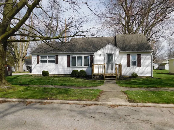 412 N Tucker St, Mentone, IN 46539