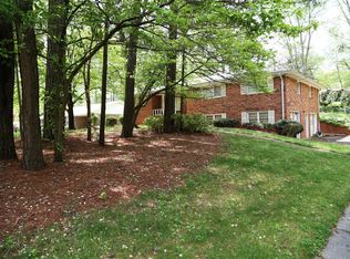 3945 Manhattan Dr NE, Kennesaw, GA 30144