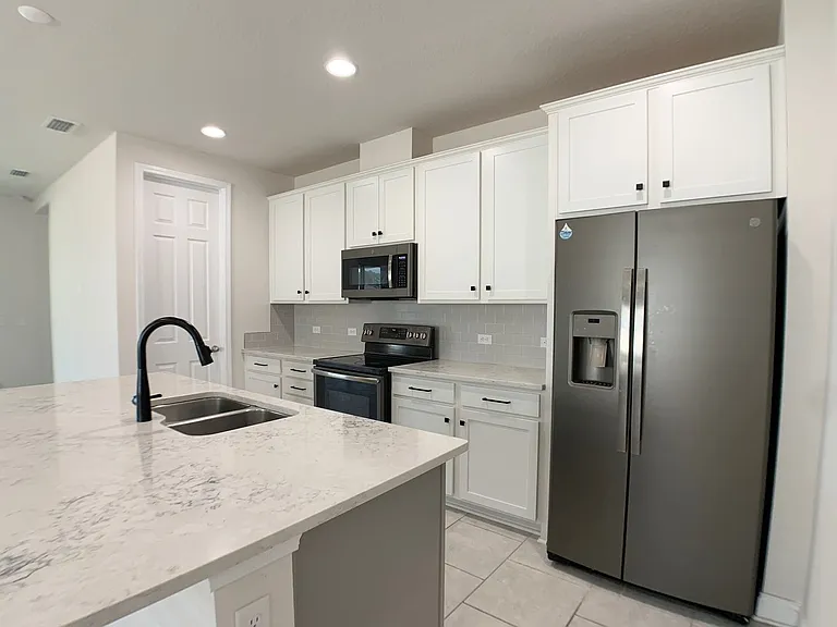 1499 Tropical Pine Cv — Photo 19