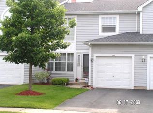 1174 Longford Rd, Bartlett, IL 60103