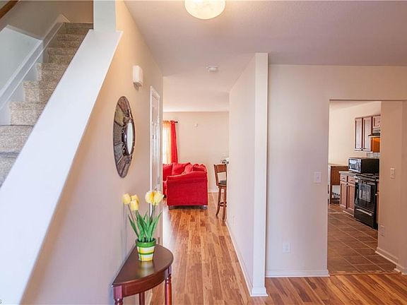 3rd image of 3403 Anita Glen Dr