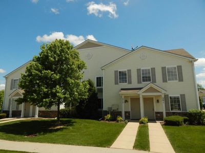 217 Silverstone Dr #217, Carpentersville, IL, 60110