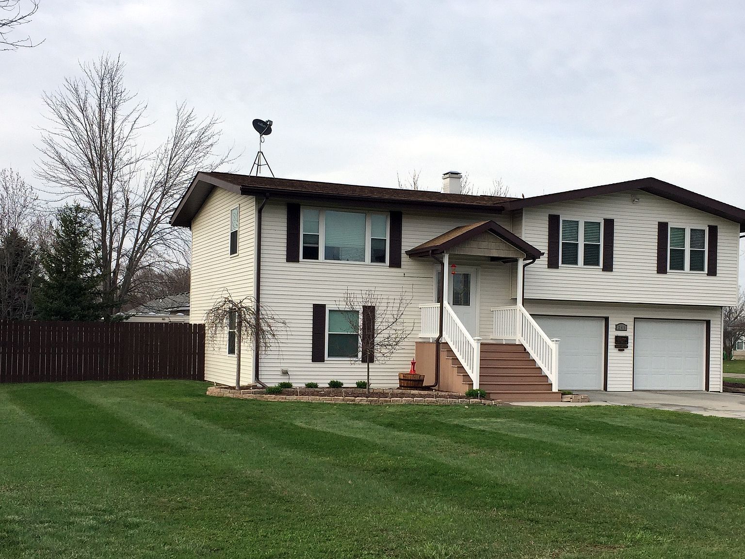 245 Oak Dr, Bronson, MI 49028 Zillow